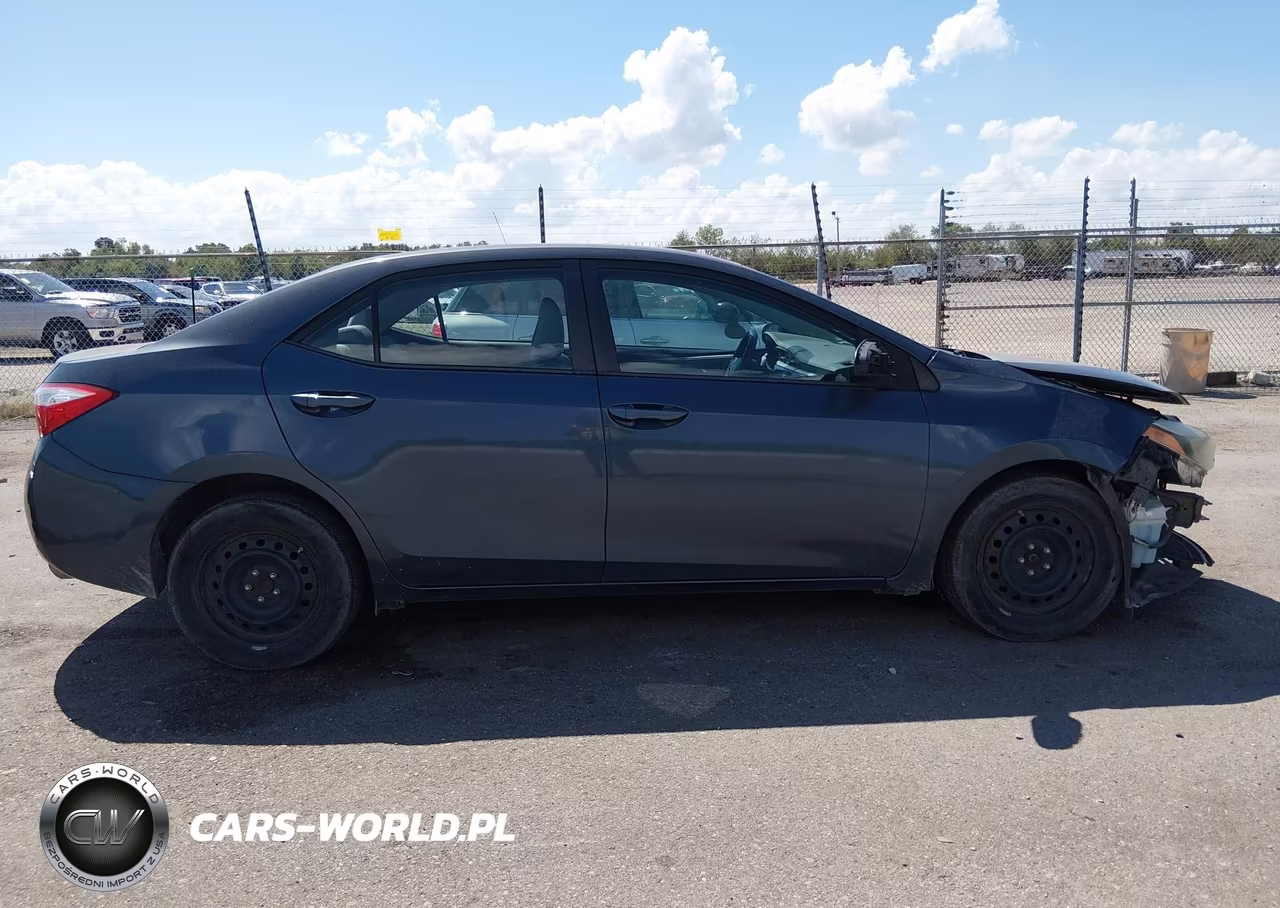 2015 Toyota Corolla Le VIN:5YFBURHE3FP269089 - 13