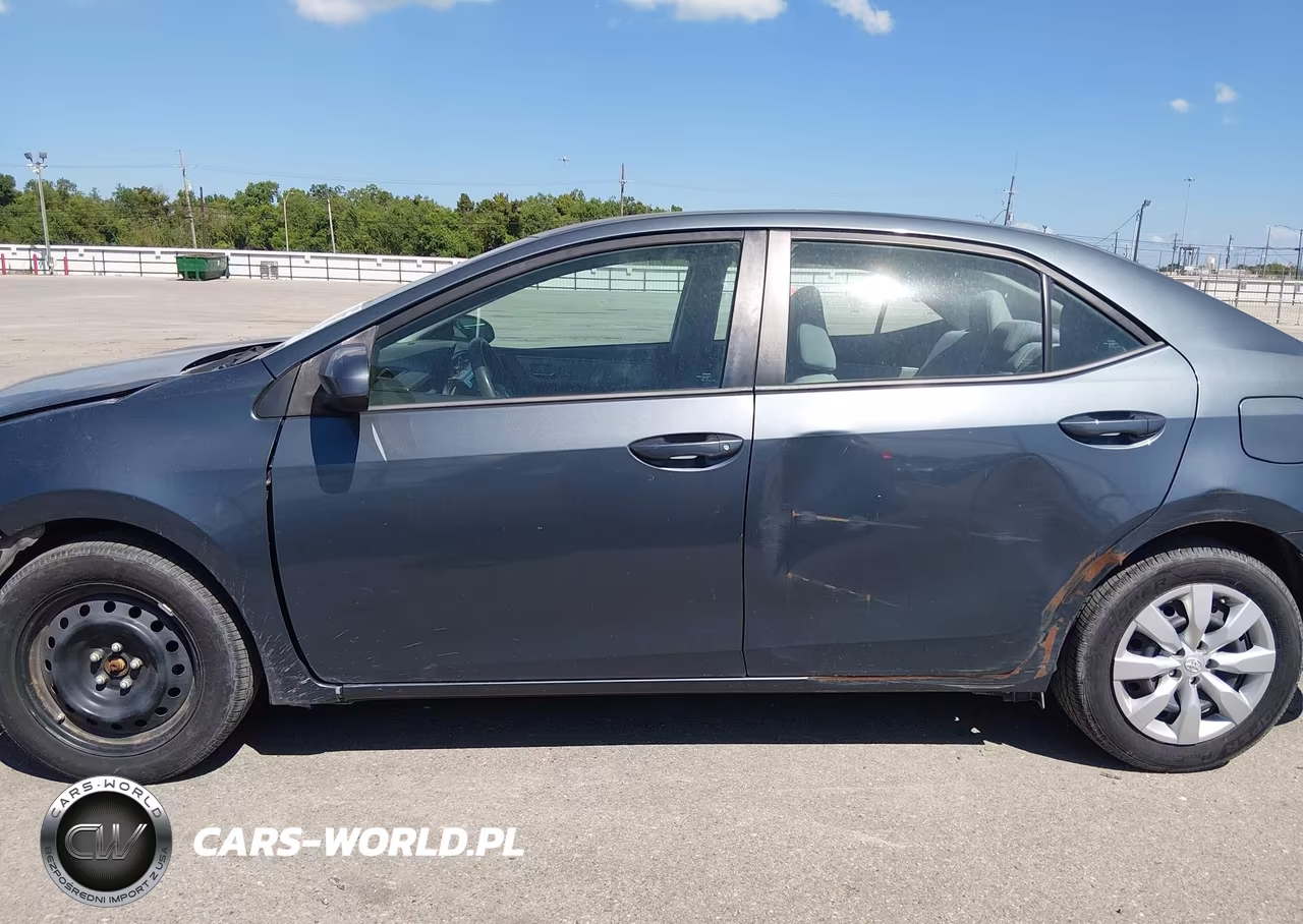 2015 Toyota Corolla Le VIN:5YFBURHE3FP269089 - 14
