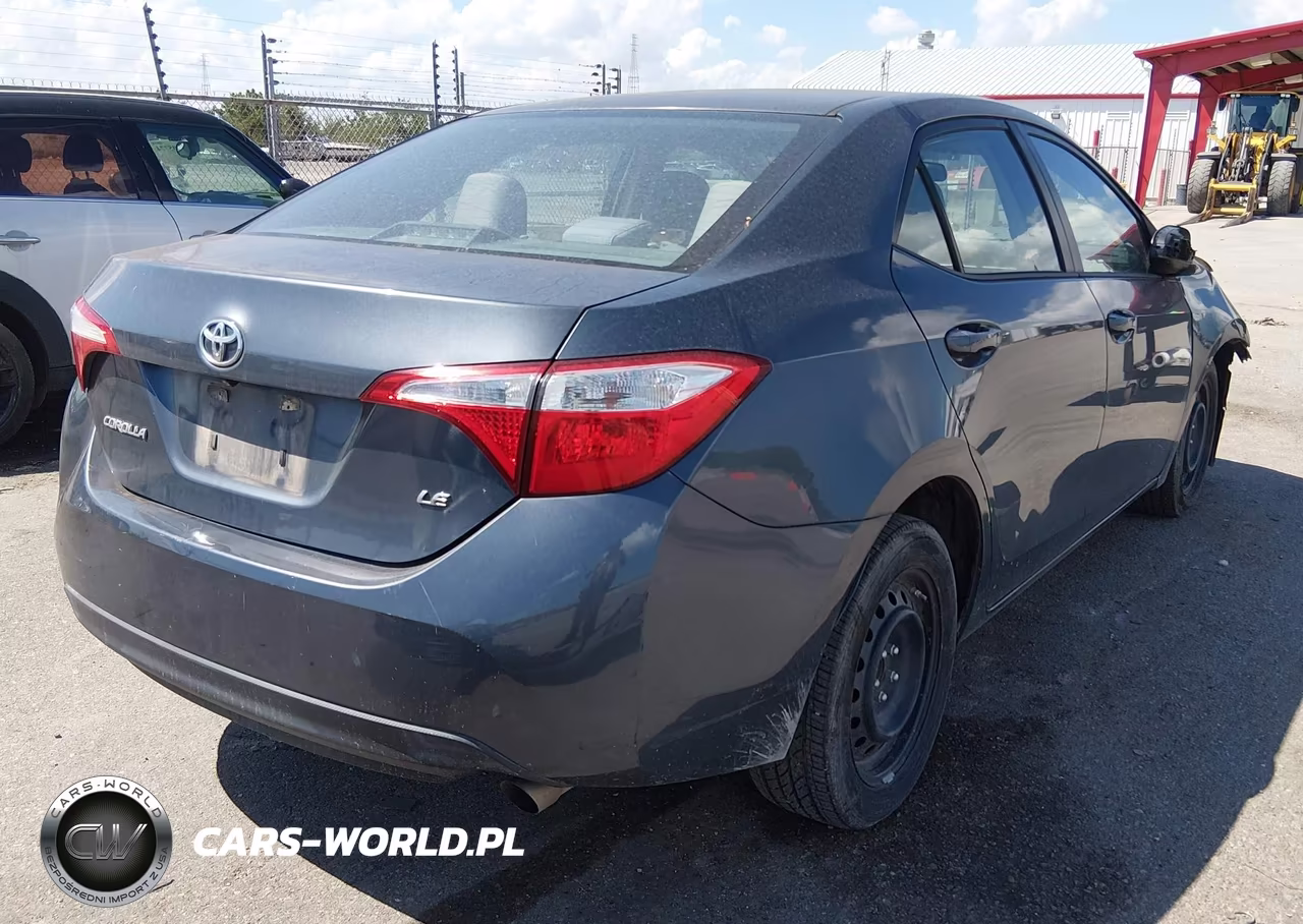 2015 Toyota Corolla Le VIN:5YFBURHE3FP269089 - 4