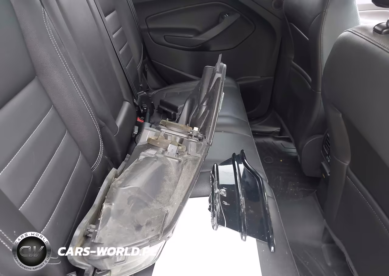 2016 Ford Escape Titanium VIN:1FMCU9JXXGUA92203 - 12