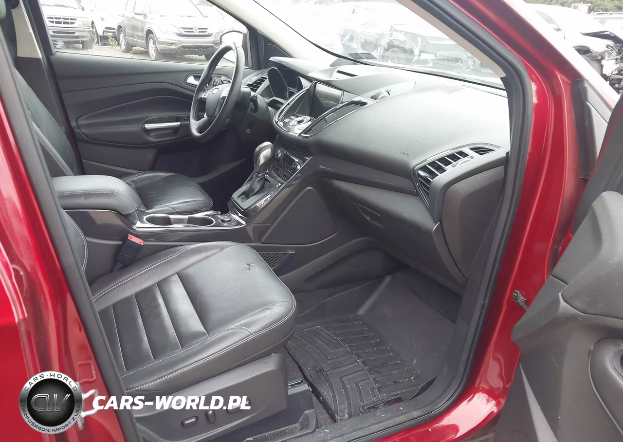 2016 Ford Escape Titanium VIN:1FMCU9JXXGUA92203 - 5