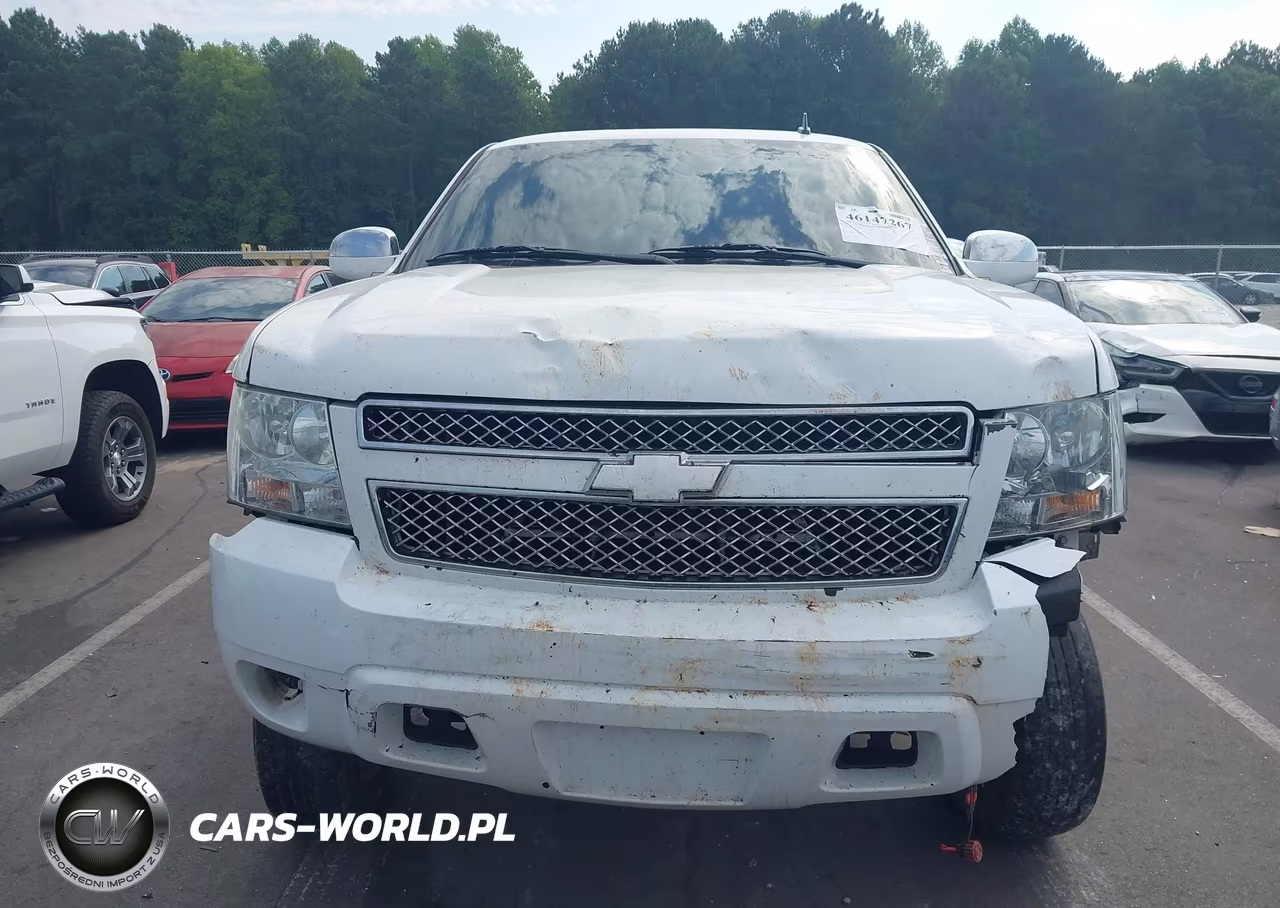 2013 Chevrolet Tahoe Lt VIN:1GNSCBE0XDR365248 - 11