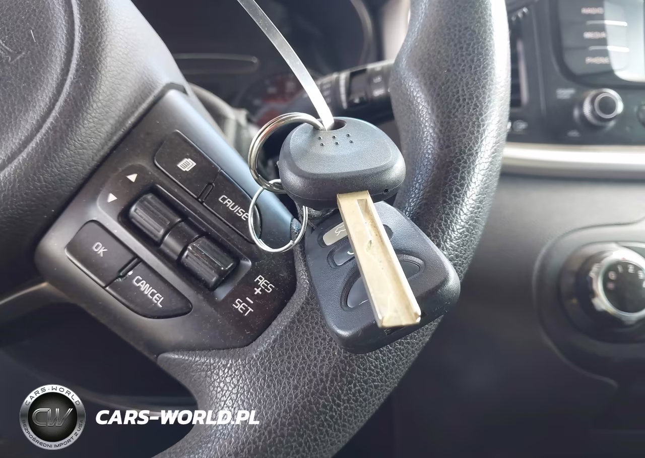 2017 Kia Sorento 3.3L Lx VIN:5XYPGDA5XHG240819 - 11