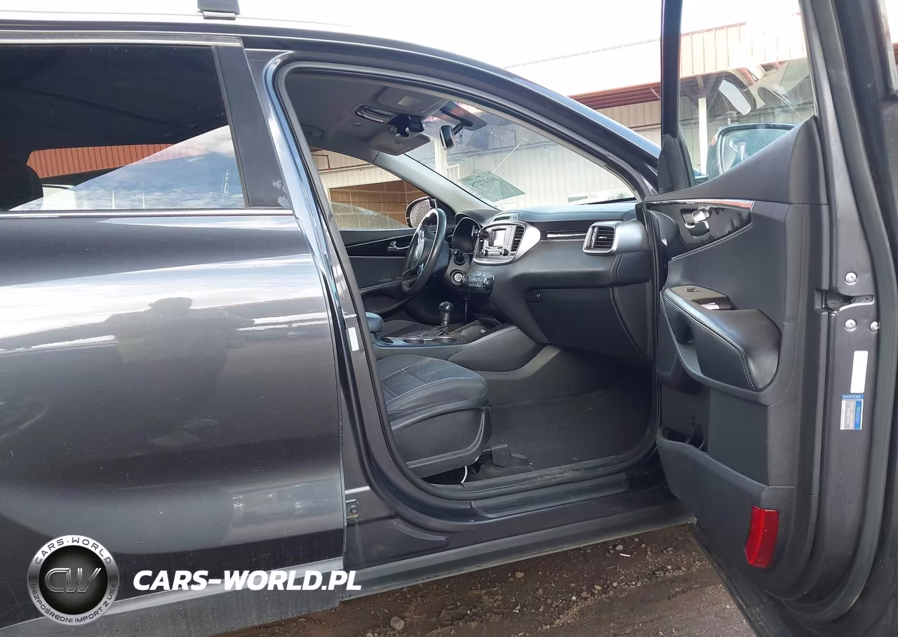 2017 Kia Sorento 3.3L Lx VIN:5XYPGDA5XHG240819 - 5