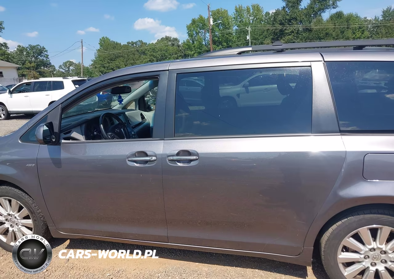 2017 Toyota Sienna Xle 7 Passenger VIN:5TDDZ3DC6HS179702 - 14