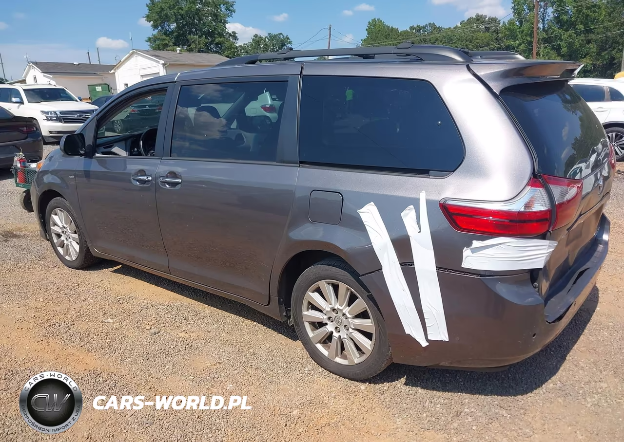 2017 Toyota Sienna Xle 7 Passenger VIN:5TDDZ3DC6HS179702 - 3