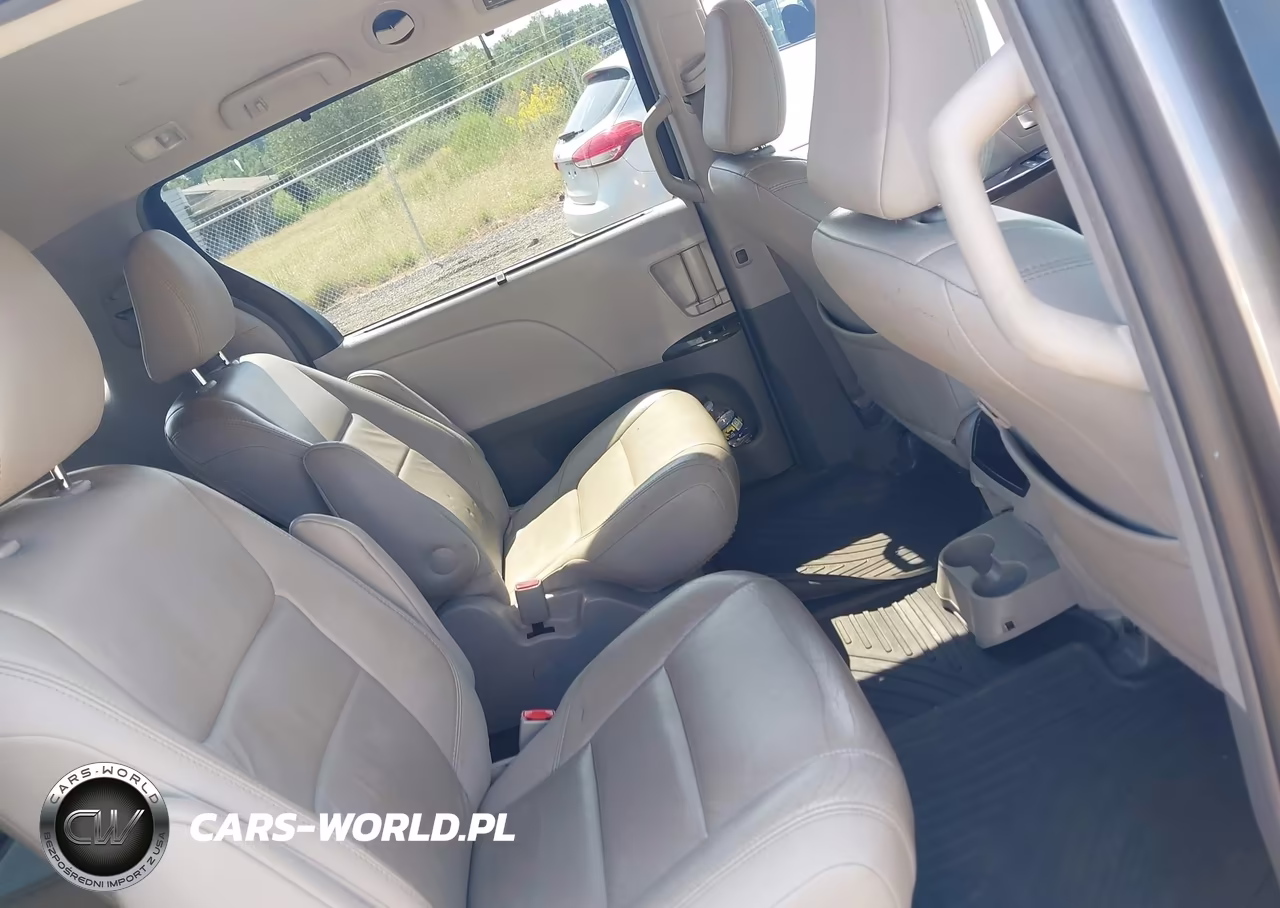 2017 Toyota Sienna Xle 7 Passenger VIN:5TDDZ3DC6HS179702 - 8