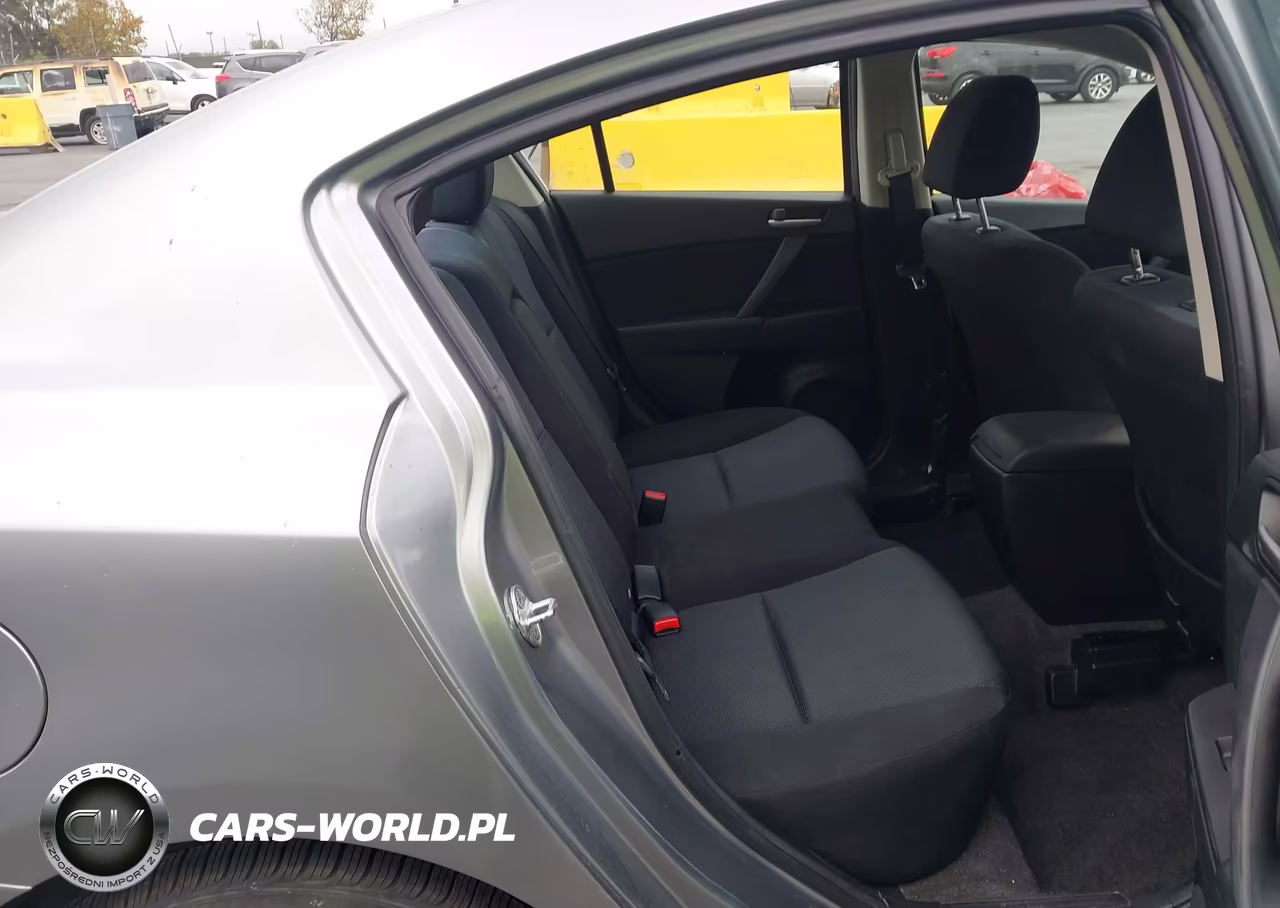 2010 Mazda Mazda3 I Touring VIN:JM1BL1SG6A1219685 - 8