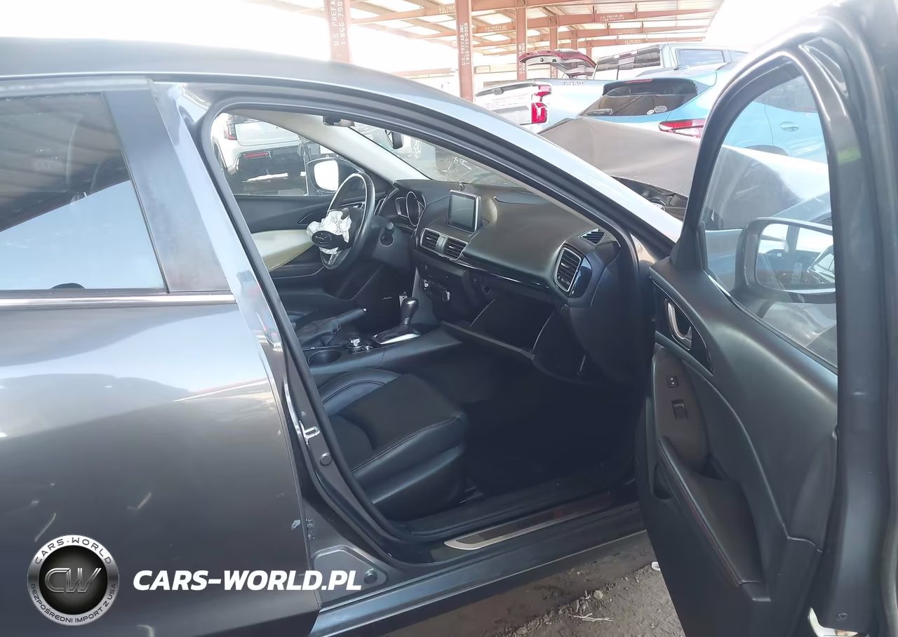 2015 Mazda Mazda3 I Grand Touring VIN:JM1BM1M71F1275910 - 5