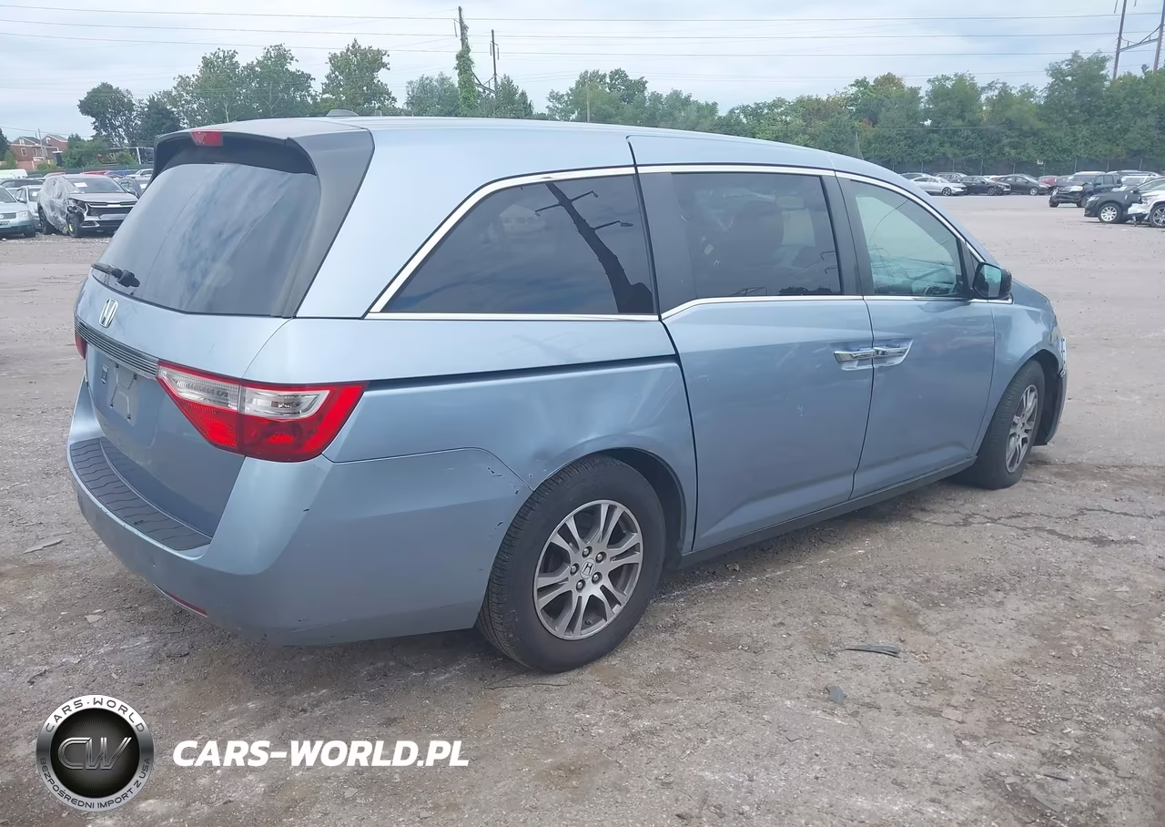 2013 Honda Odyssey Ex-L VIN:5FNRL5H65DB070038 - 4
