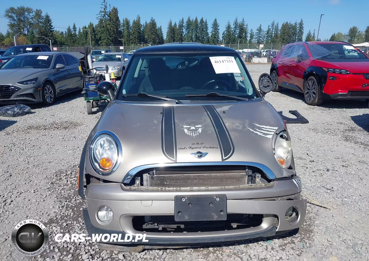 2008 Mini Cooper VIN:WMWMF33538TT67295 - 13