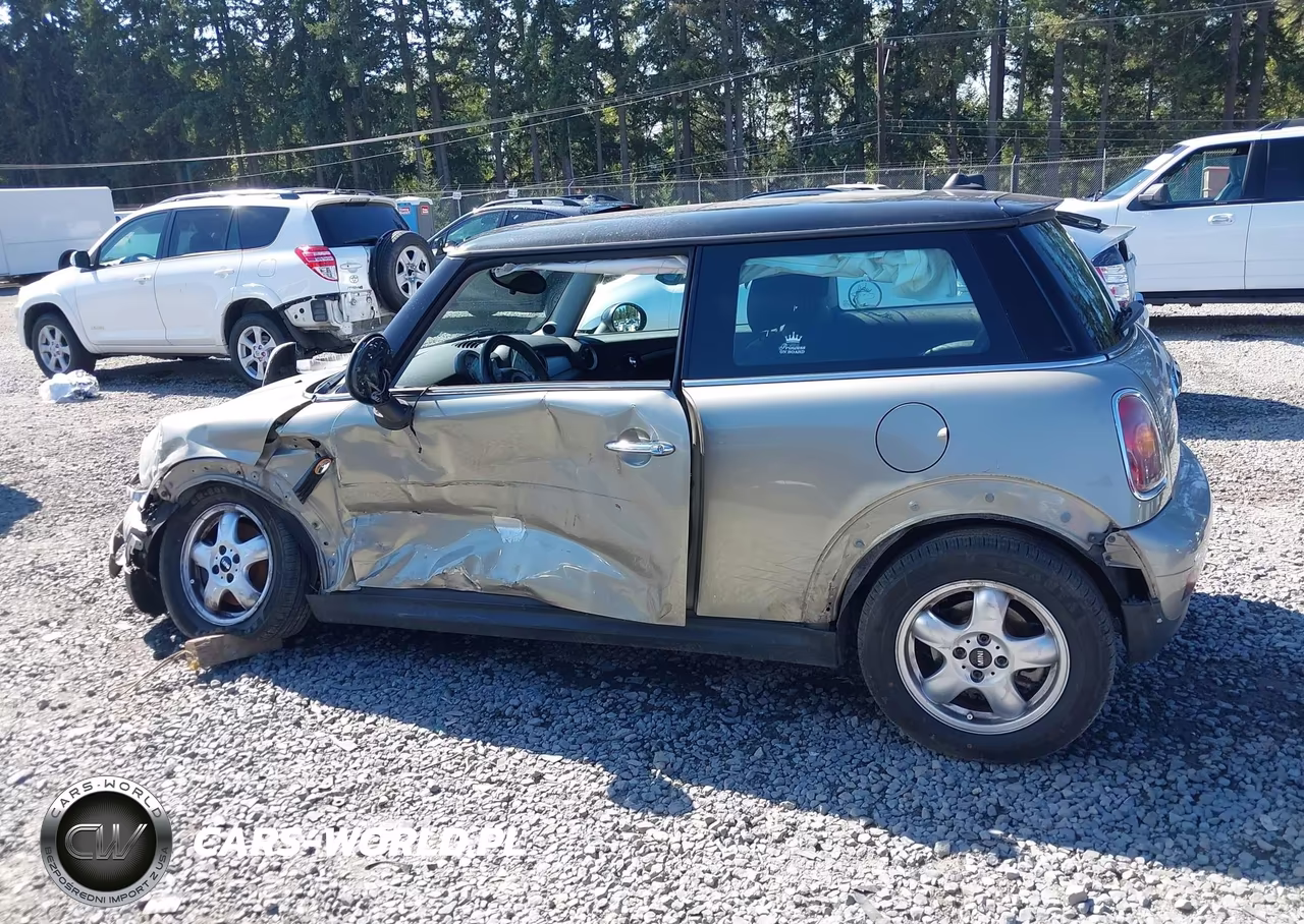2008 Mini Cooper VIN:WMWMF33538TT67295 - 15