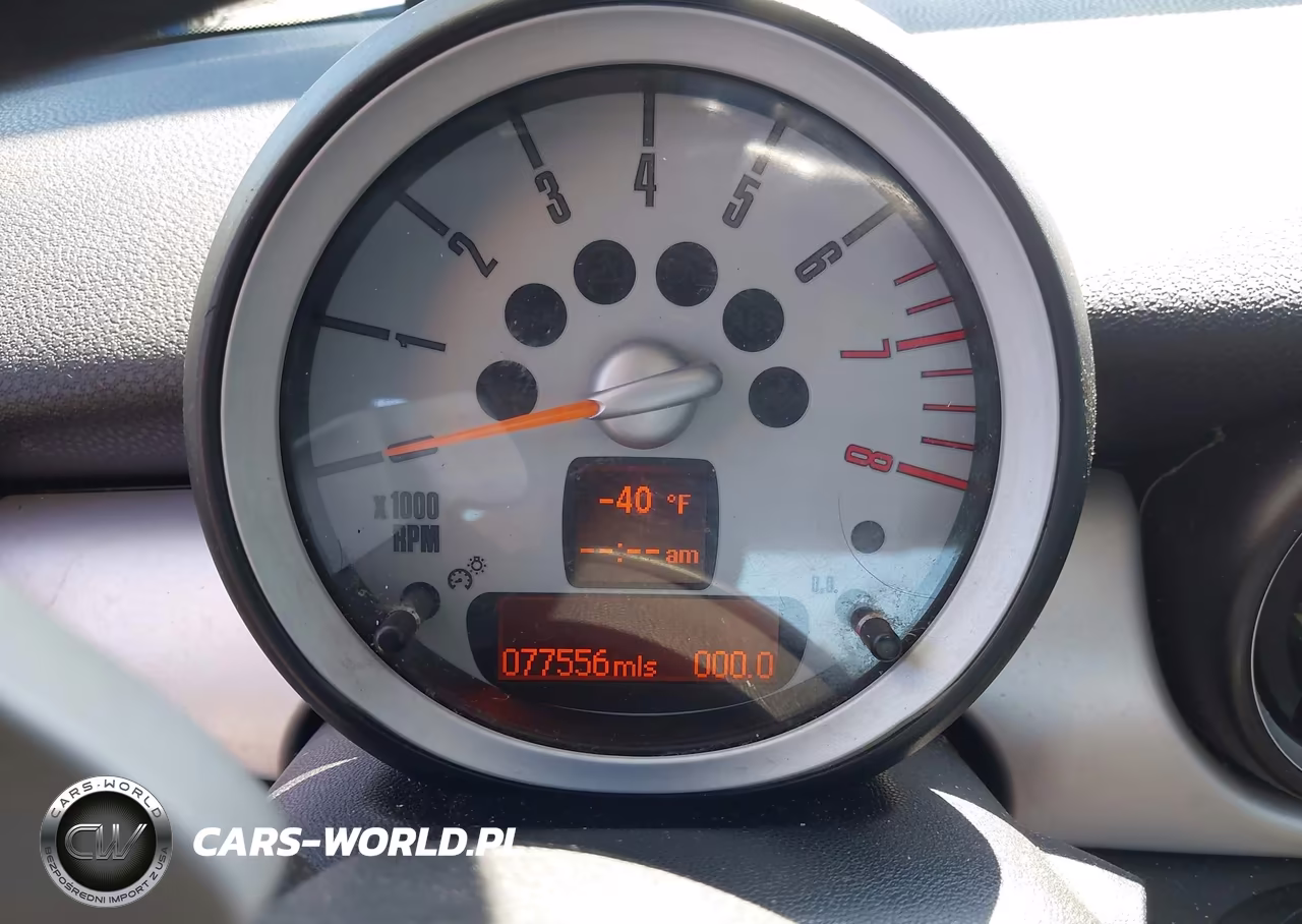 2008 Mini Cooper VIN:WMWMF33538TT67295 - 7