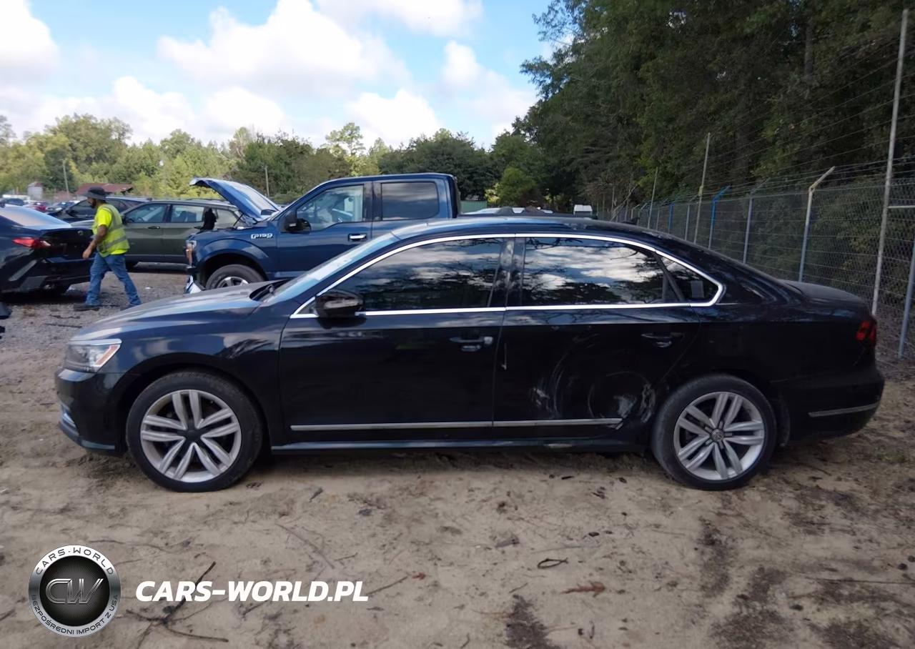 2017 Volkswagen Passat Sel Premium VIN:1VWCM7A35HC066926 - 14