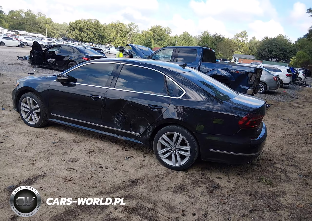 2017 Volkswagen Passat Sel Premium VIN:1VWCM7A35HC066926 - 3