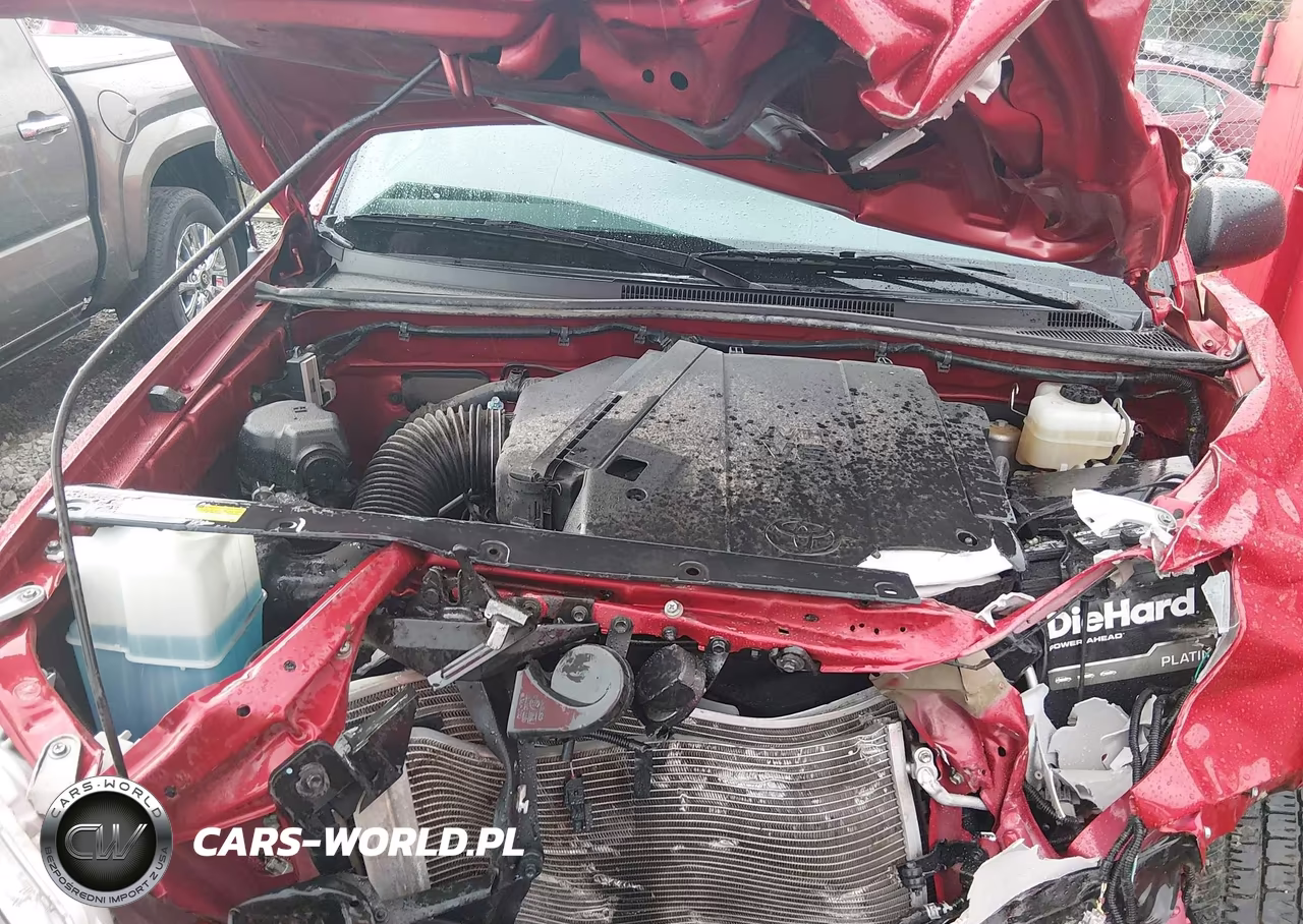 2015 Toyota Tacoma Base V6 VIN:5TFUU4EN4FX126976 - 10