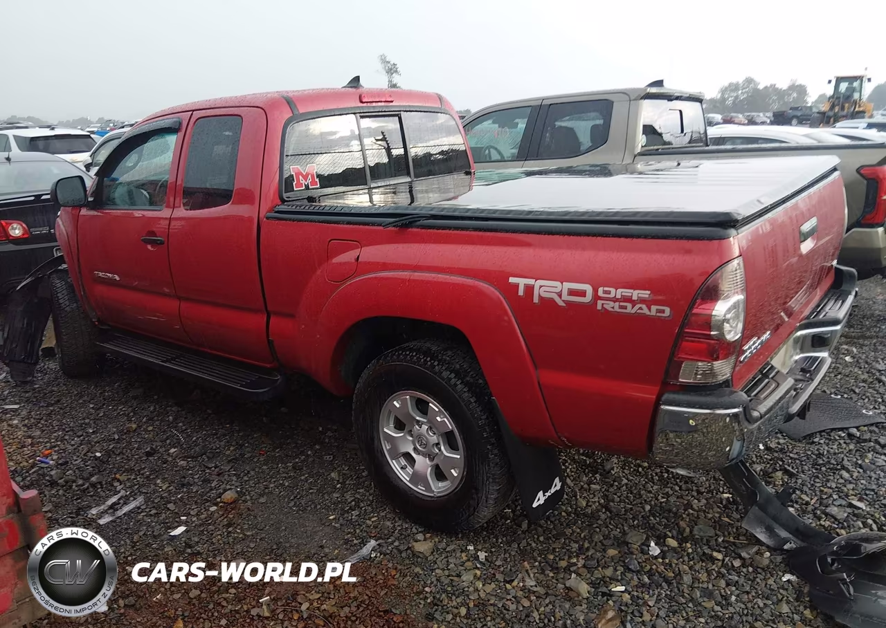 2015 Toyota Tacoma Base V6 VIN:5TFUU4EN4FX126976 - 3