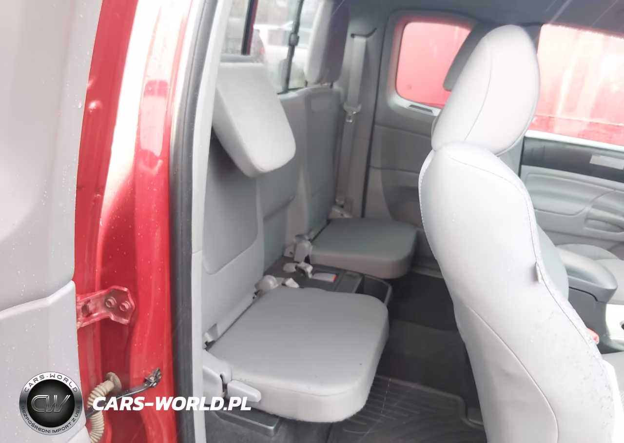 2015 Toyota Tacoma Base V6 VIN:5TFUU4EN4FX126976 - 8