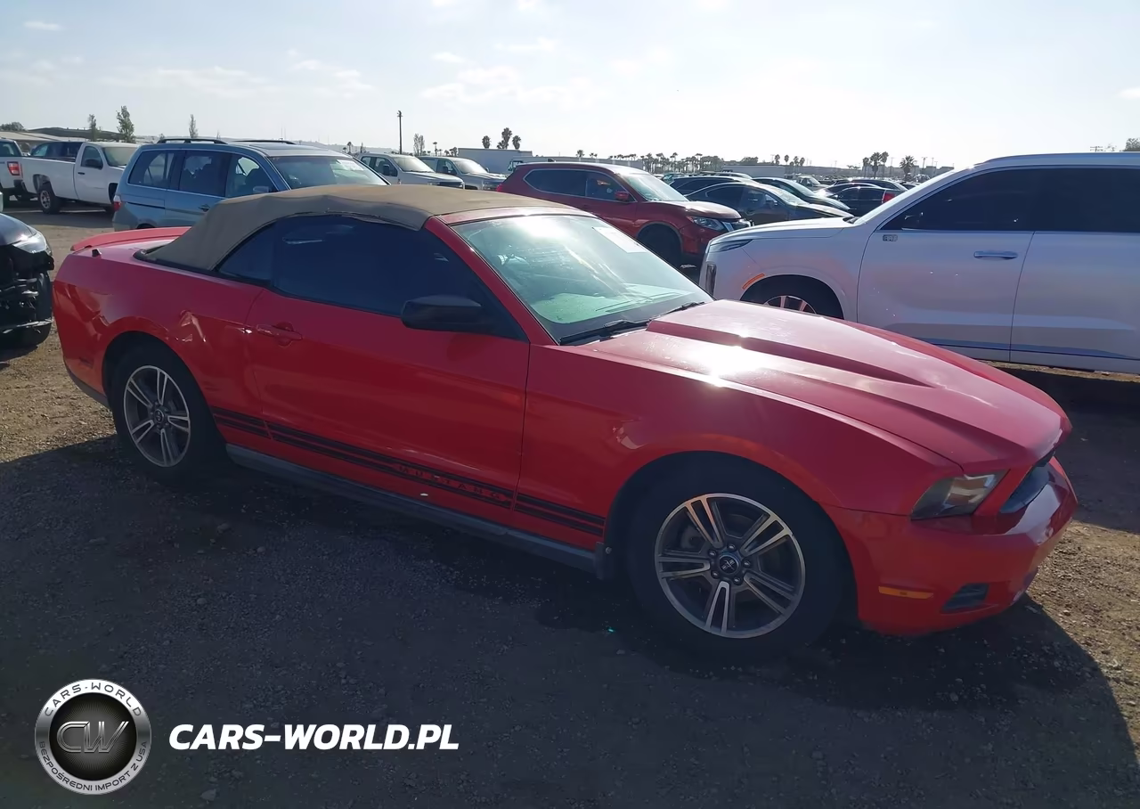 2010 Ford Mustang V6-V6 Premium – zdjęcie 1 z 11