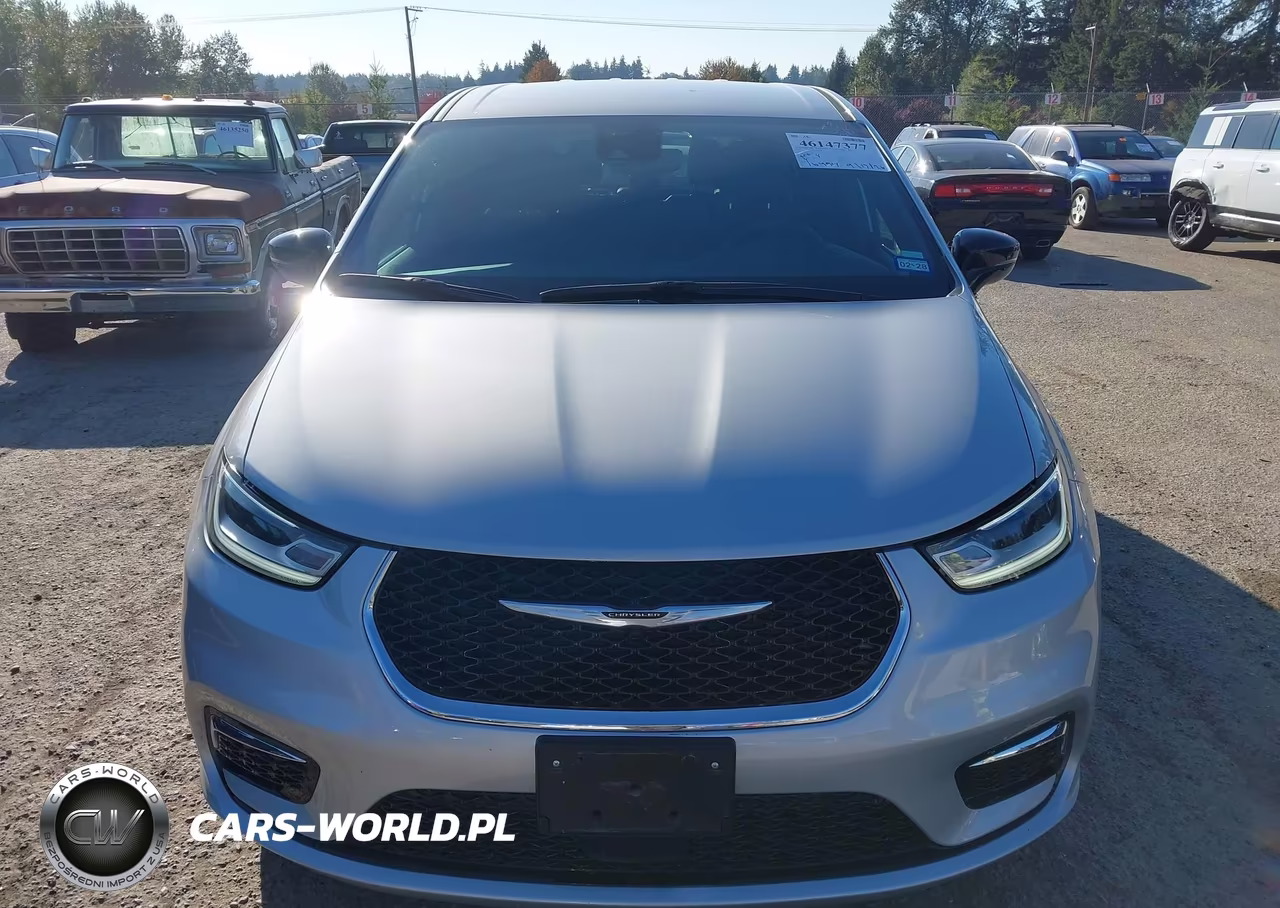 2026 Chrysler Pacifica Select VIN:2C4RC1BG2TR262725 - 12