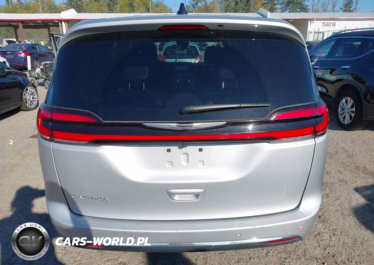 2026 Chrysler Pacifica Select VIN:2C4RC1BG2TR262725 - 16