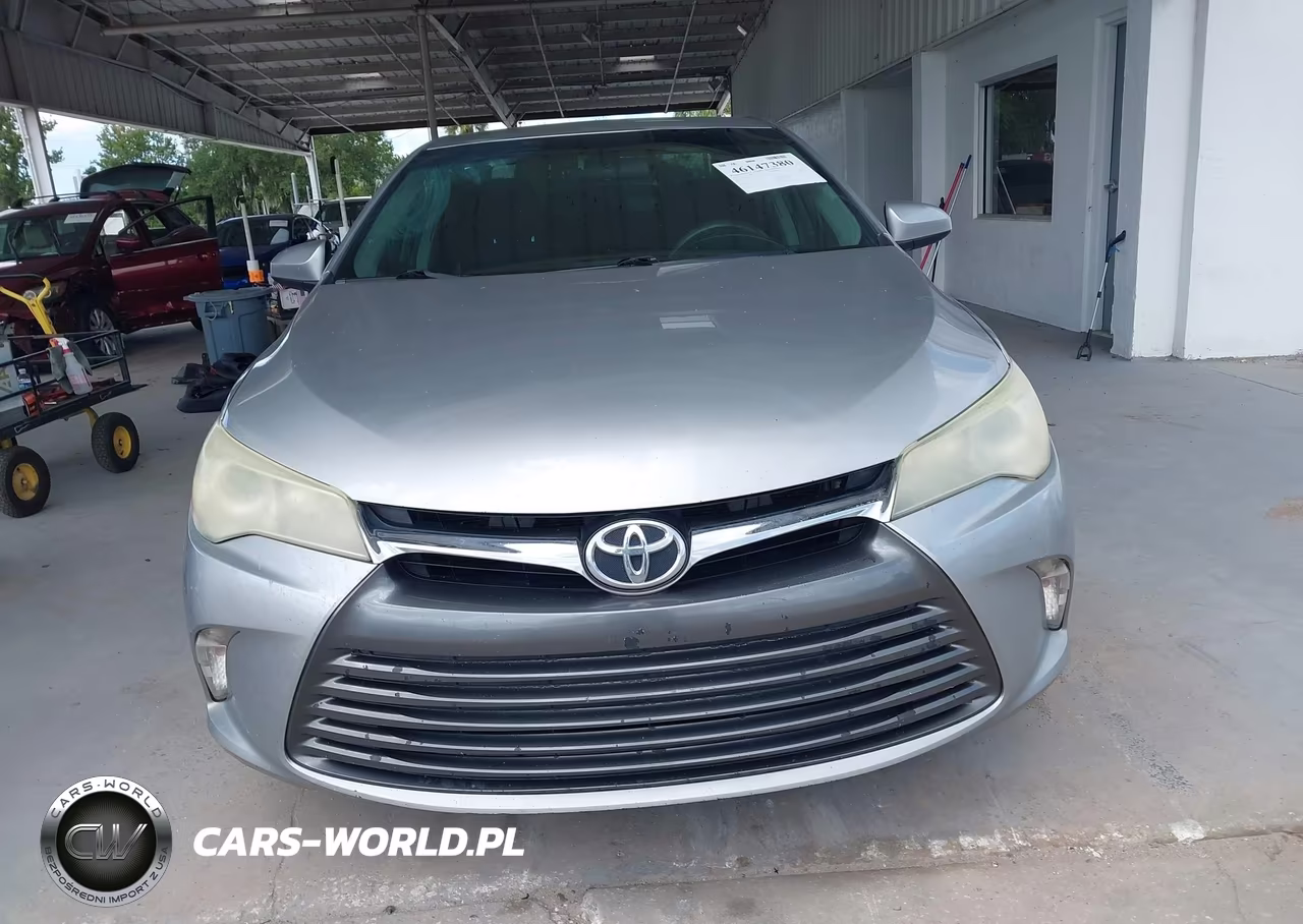 2015 Toyota Camry Le VIN:4T1BF1FK4FU476433 - 12
