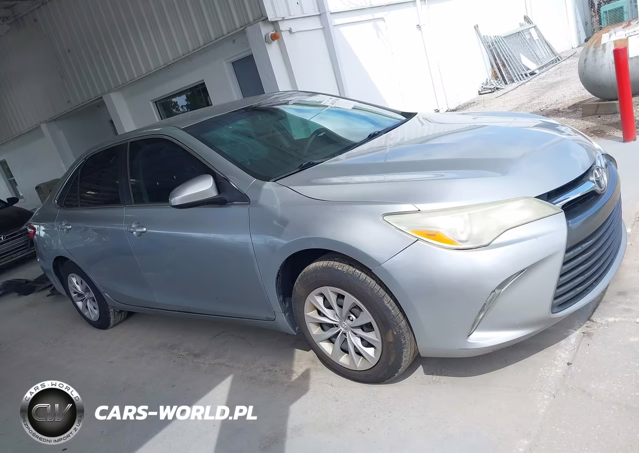 2015 Toyota Camry Le VIN:4T1BF1FK4FU476433 - 13