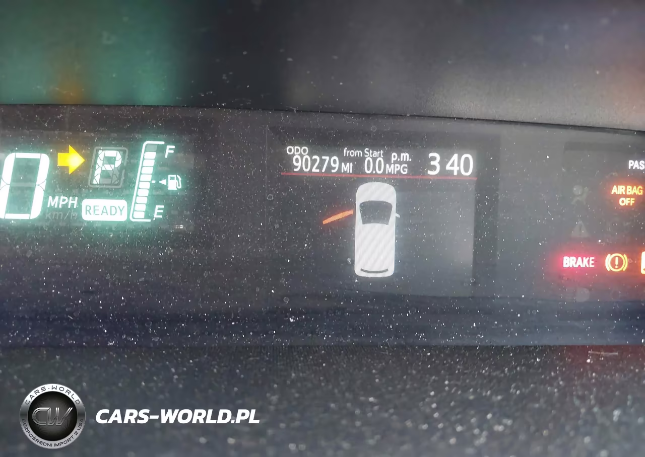 2013 Toyota Prius C Three VIN:JTDKDTB30D1046112 - 7