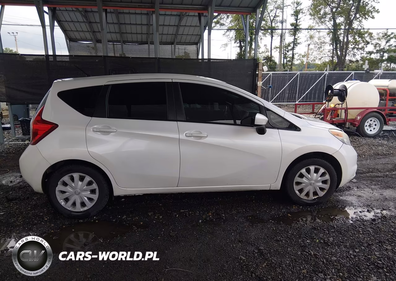 2015 Nissan Versa Note S (Sr)-S Plus-Sl-Sr-Sv VIN:3N1CE2CPXFL393362 - 13