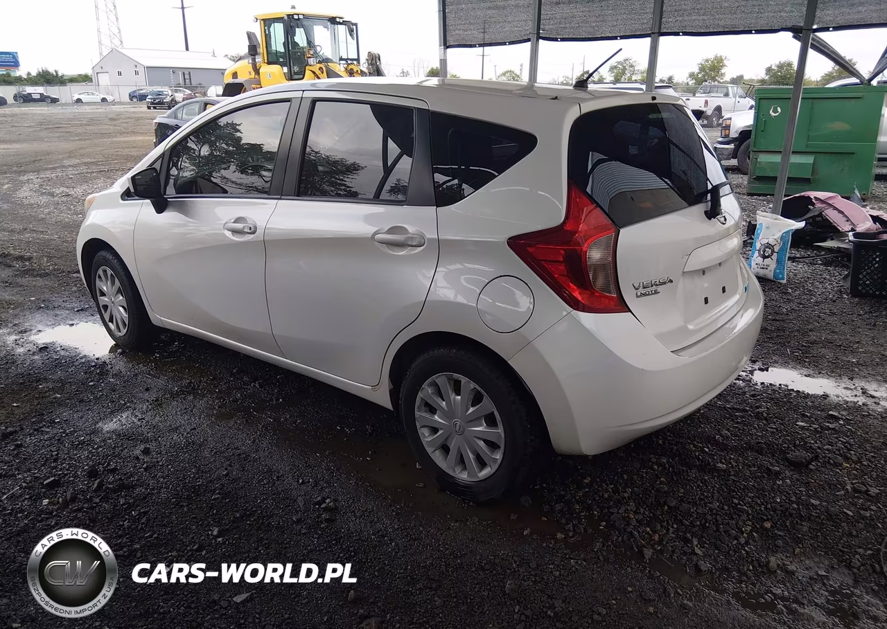 2015 Nissan Versa Note S (Sr)-S Plus-Sl-Sr-Sv VIN:3N1CE2CPXFL393362 - 3