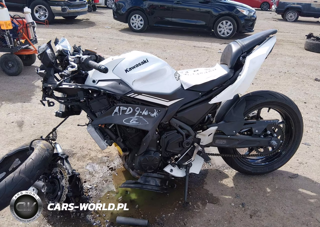 2020 Kawasaki Ex650 M VIN:ML5EXEM18LDA03918 - 12
