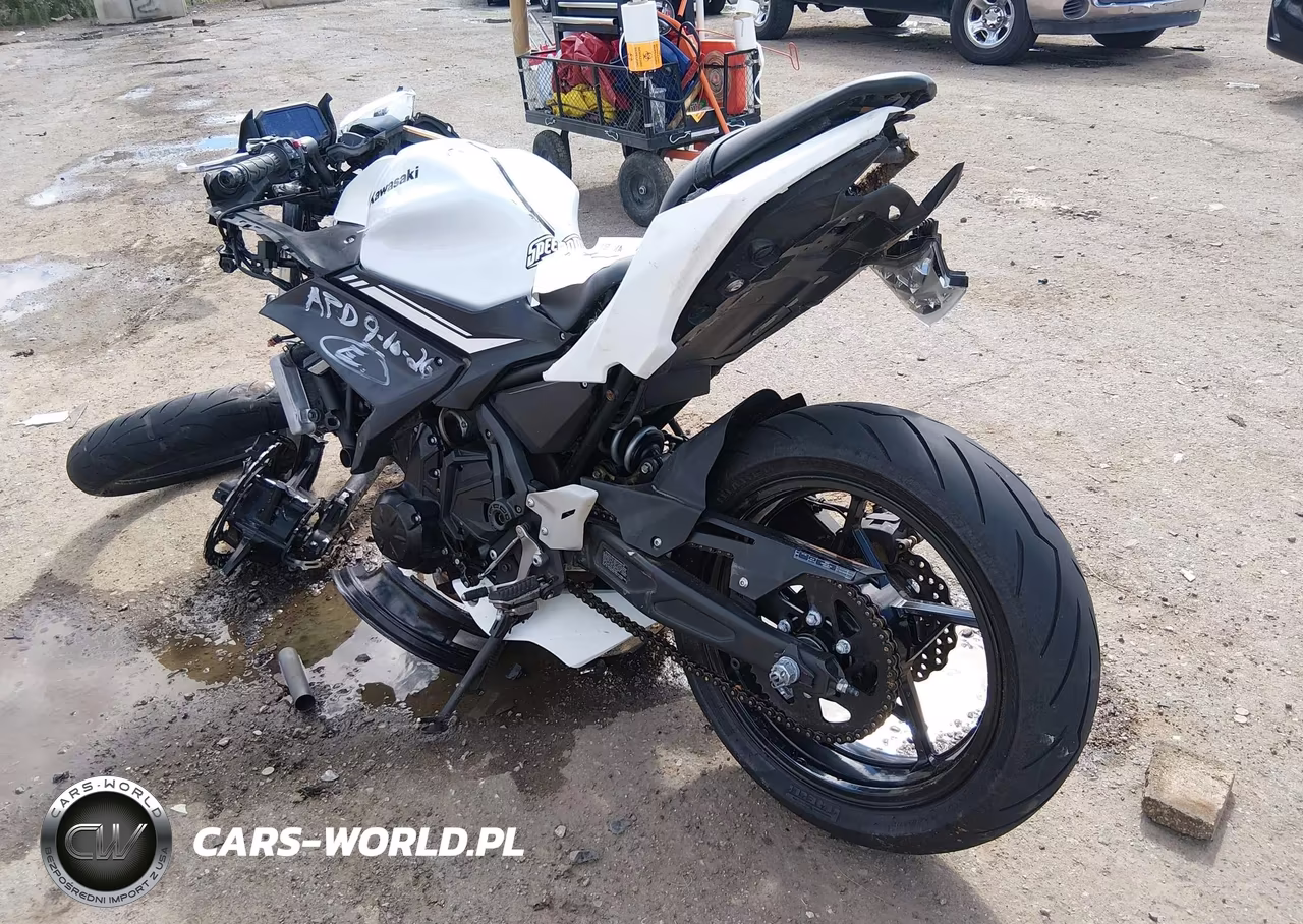 2020 Kawasaki Ex650 M VIN:ML5EXEM18LDA03918 - 3