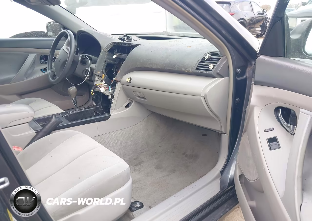 2009 Toyota Camry Le VIN:4T4BE46KX9R125301 - 5