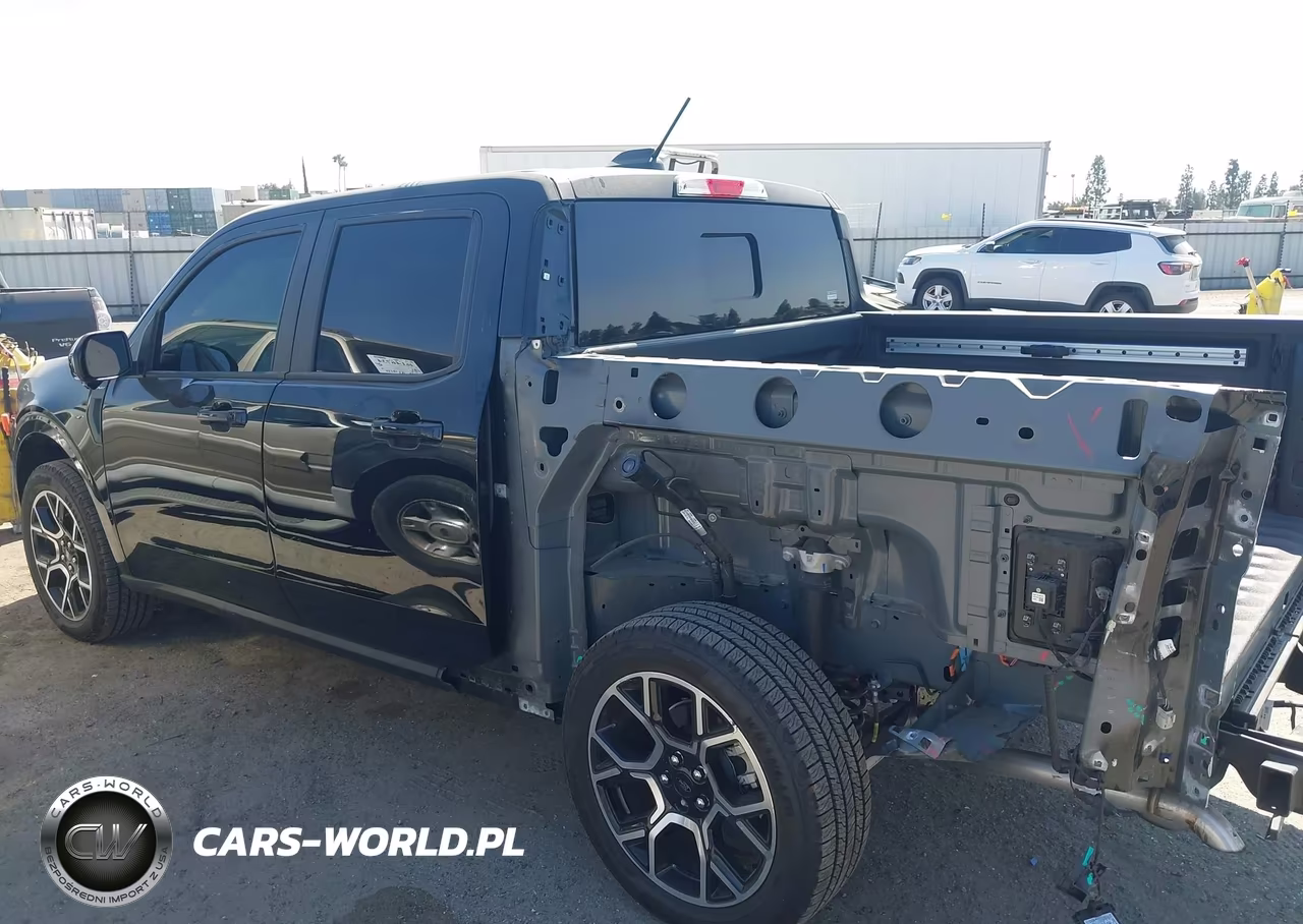 2025 Ford Maverick Lariat VIN:3FTTW8SA2SRB43860 - 15