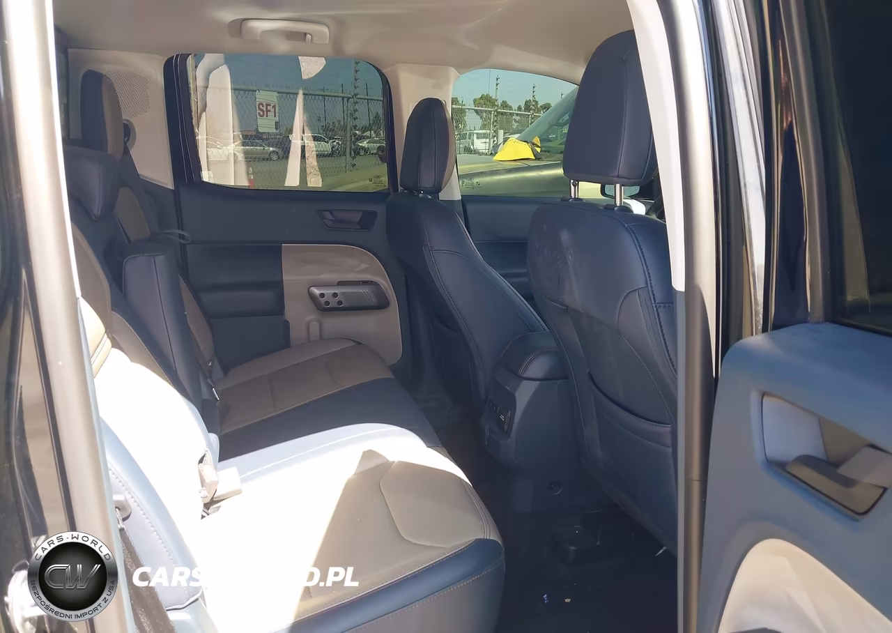 2025 Ford Maverick Lariat VIN:3FTTW8SA2SRB43860 - 8
