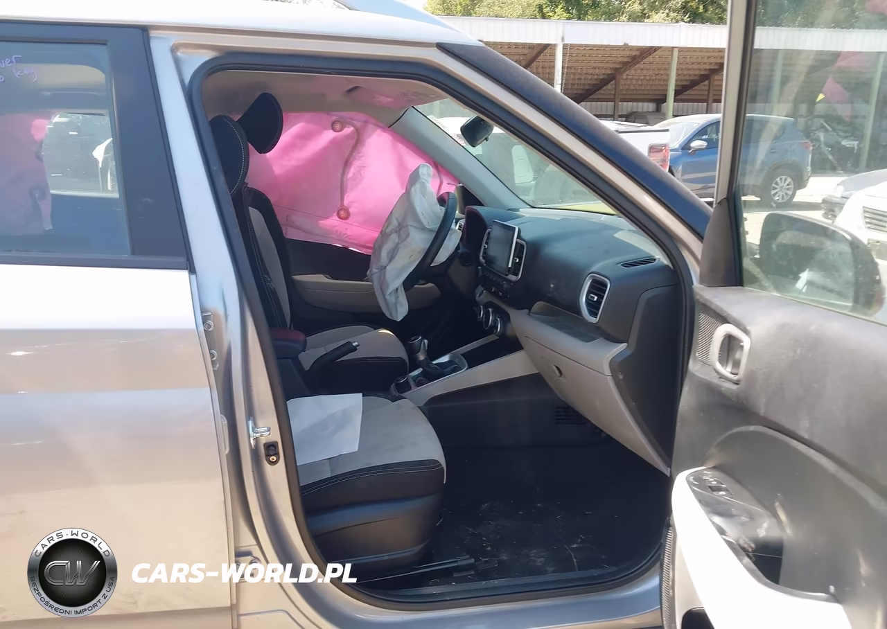 2025 Hyundai Venue Sel VIN:KMHRC8A38SU405813 - 5