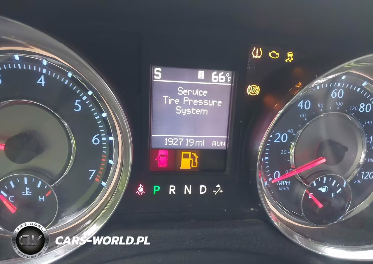 2014 Chrysler Town & Country Touring VIN:2C4RC1BG5ER237031 - 7