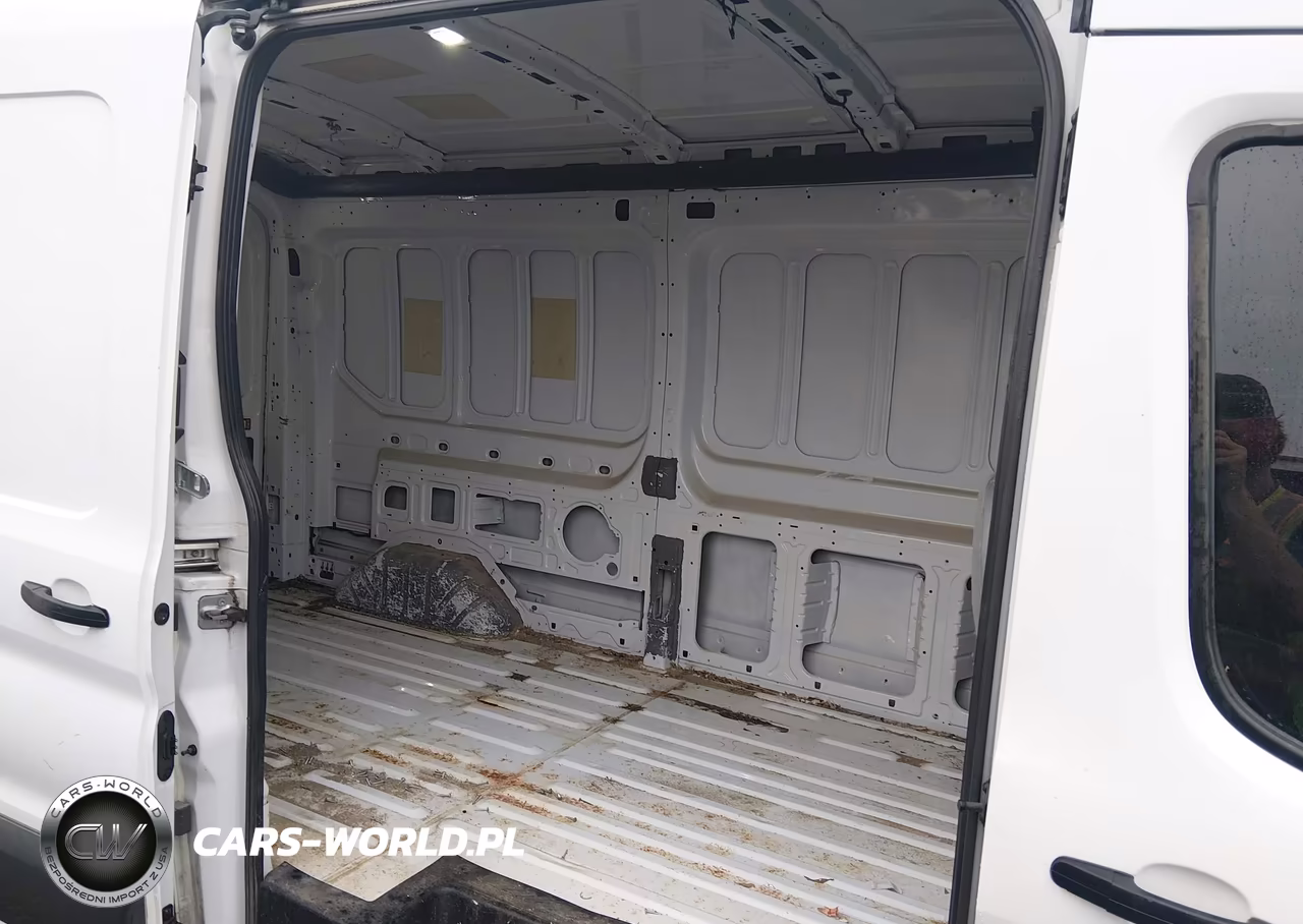 2018 Ford Transit-250 VIN:1FTYR2CG9JKA83625 - 8