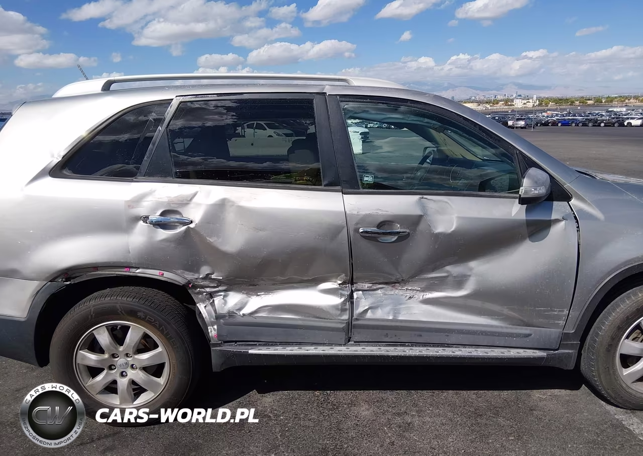 2013 Kia Sorento Lx VIN:5XYKT4A66DG423224 - 13
