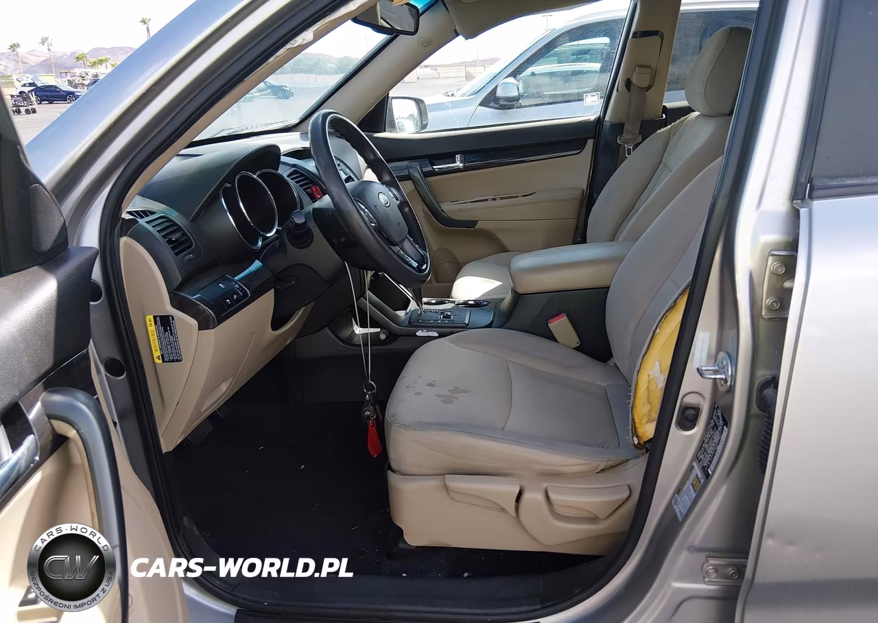 2013 Kia Sorento Lx VIN:5XYKT4A66DG423224 - 5