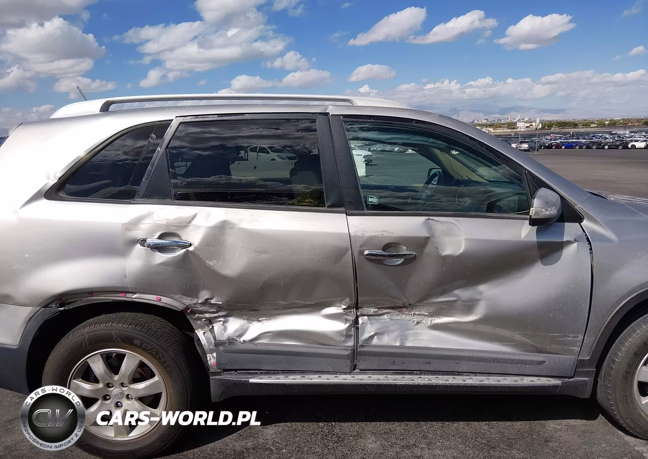 2013 Kia Sorento Lx VIN:5XYKT4A66DG423224 - 6