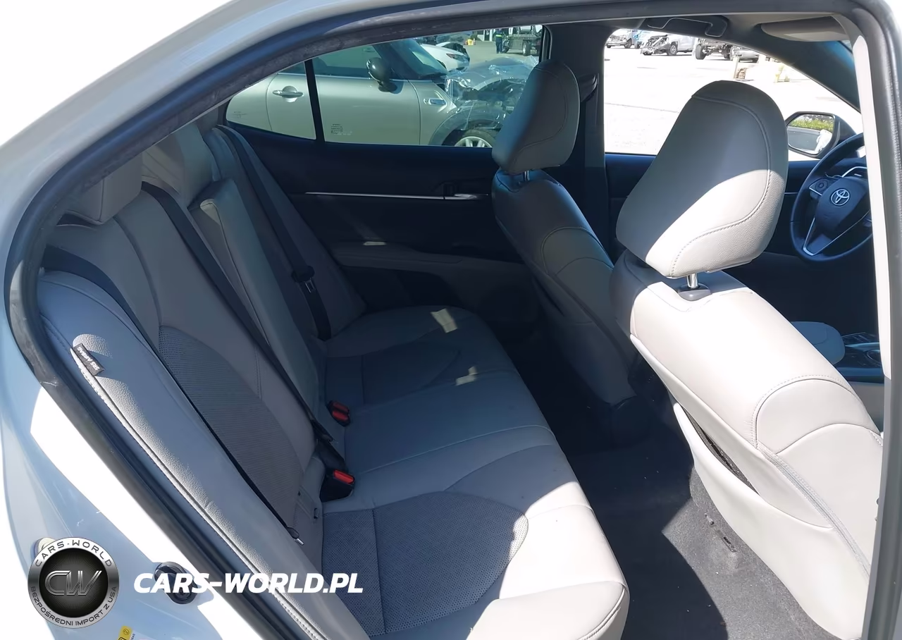 2018 Toyota Camry Xse VIN:4T1B61HK5JU007003 - 8