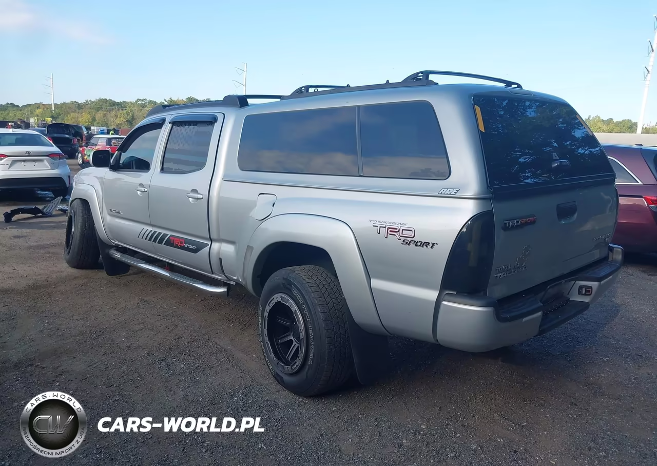 2011 Toyota Tacoma Prerunner V6 VIN:3TMKU4HN9BM030831 - 3