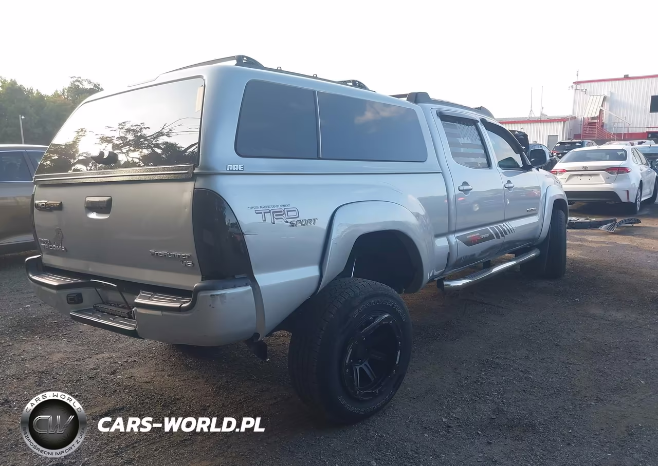 2011 Toyota Tacoma Prerunner V6 VIN:3TMKU4HN9BM030831 - 4