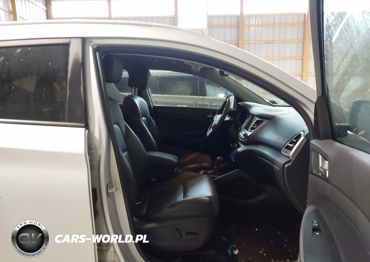 2017 Hyundai Tucson Se Plus VIN:KM8J33A48HU527833 - 5