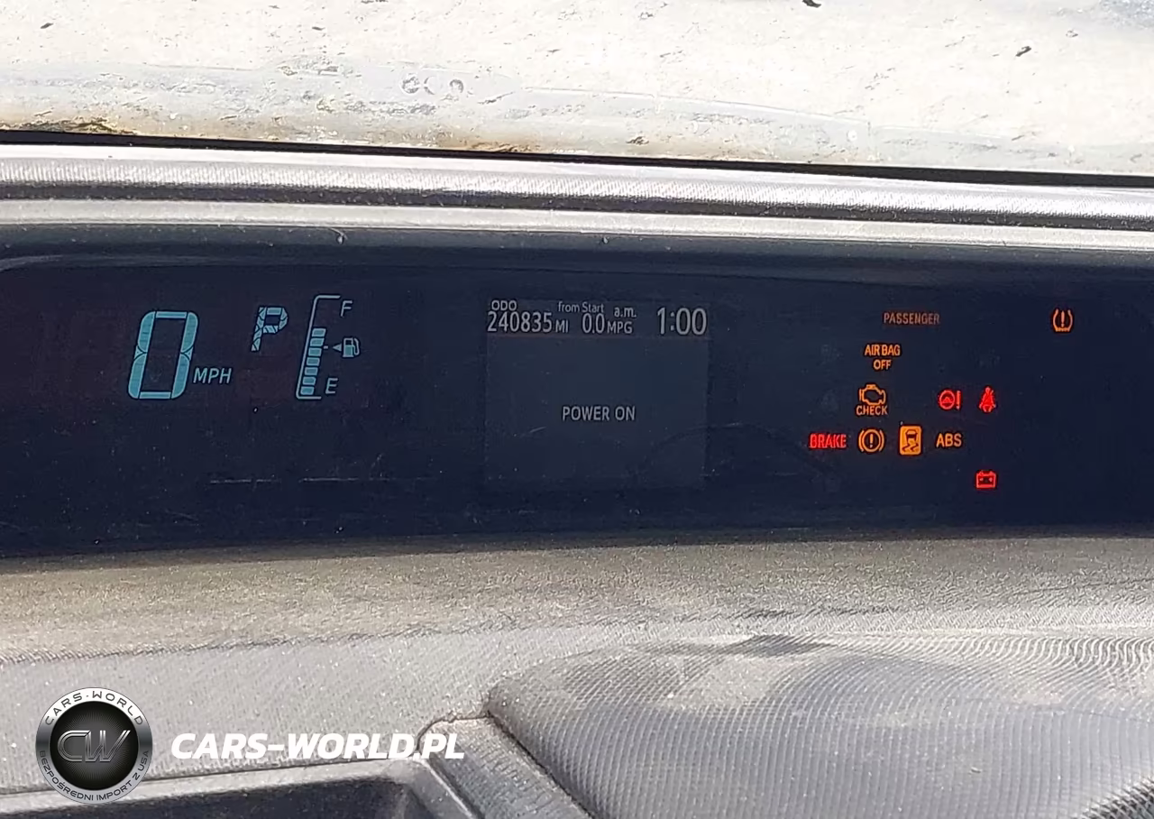 2014 Toyota Prius C Four VIN:JTDKDTB30E1081489 - 15