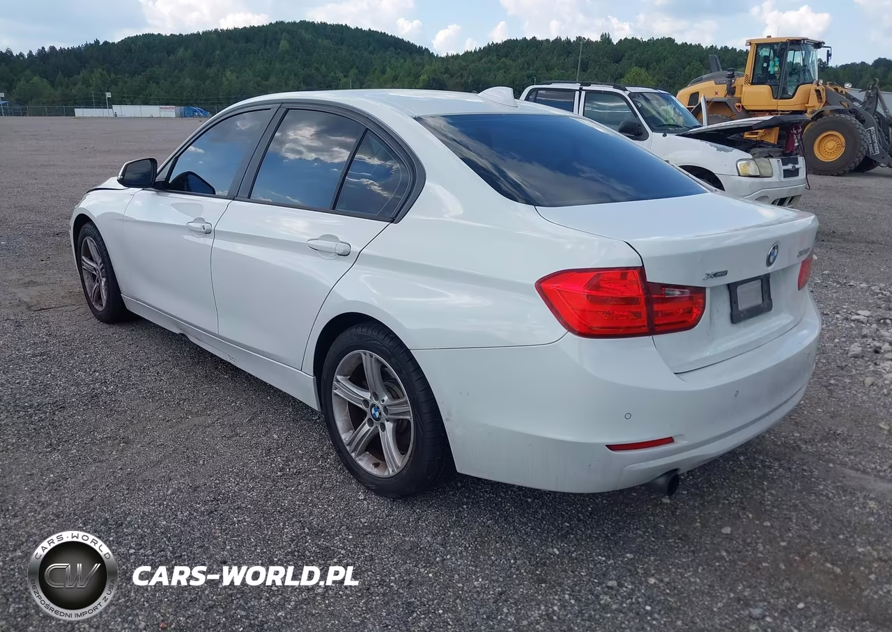 2014 BMW 320I xDrive VIN:WBA3C3G52ENR25183 - 3
