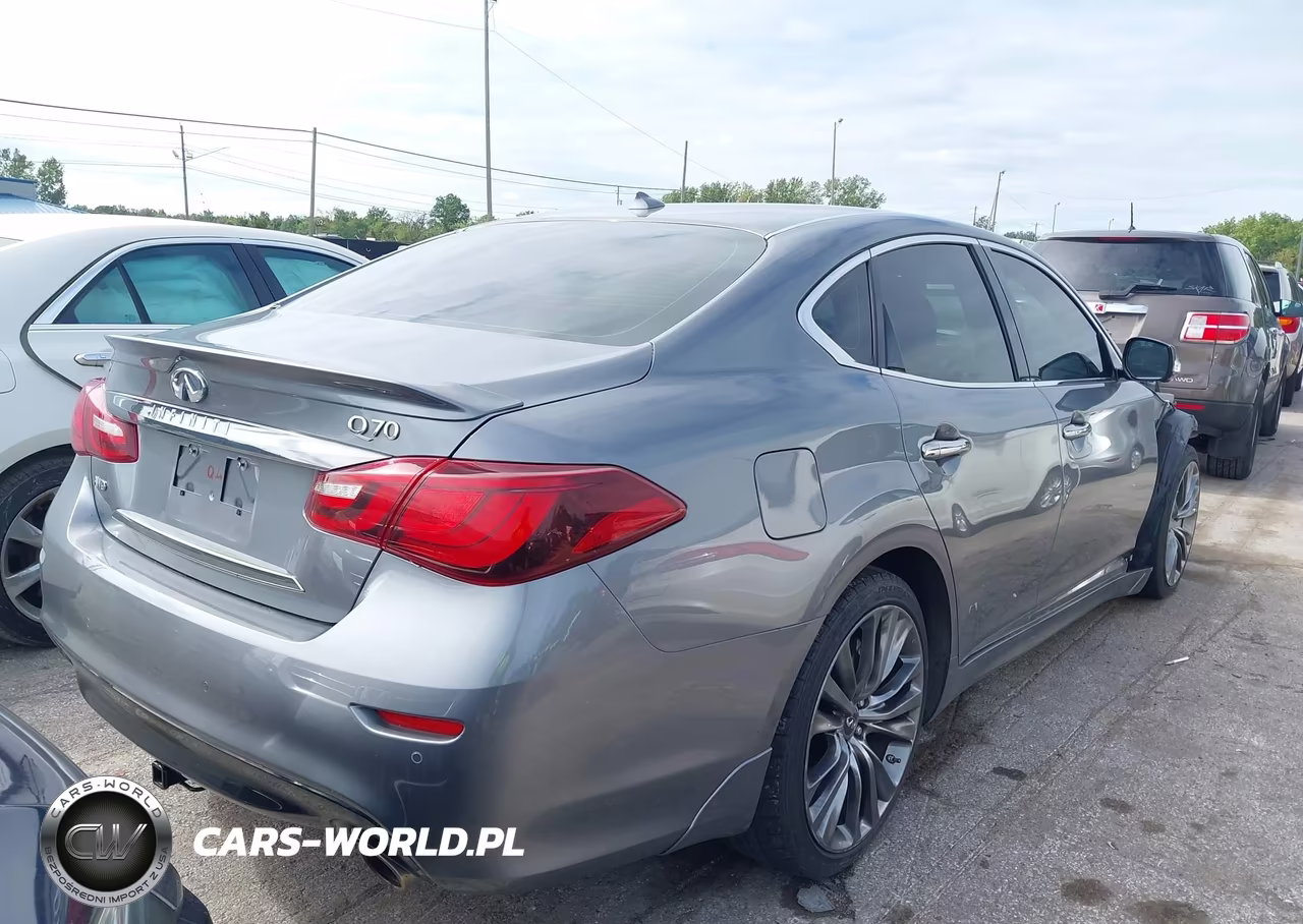 2017 Infiniti Q70 3.7X VIN:JN1BY1AR9HM770063 - 4