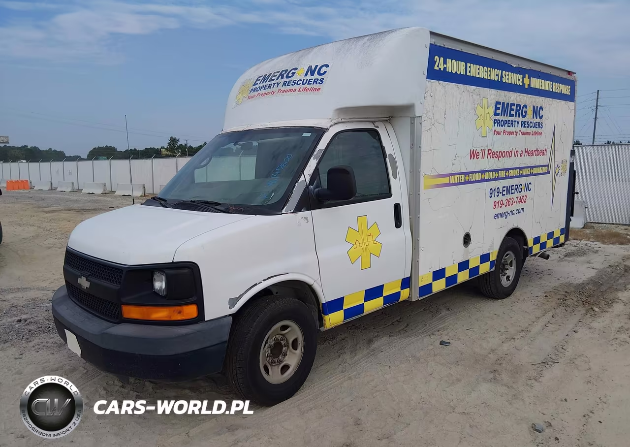 2010 Chevrolet Express Cutaway Work Van VIN:1GB3G2AG9A1105913 - 2