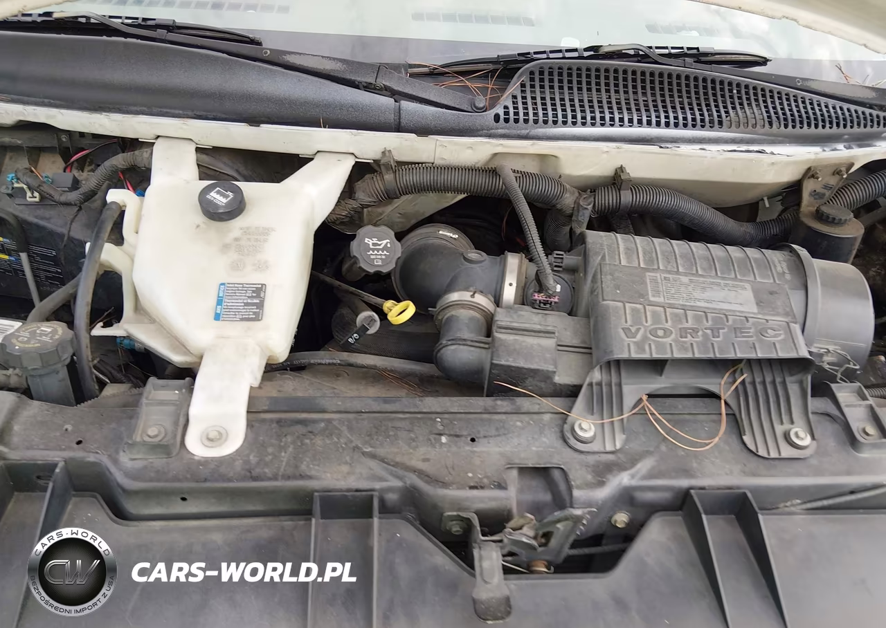 2010 Chevrolet Express Cutaway Work Van VIN:1GB3G2AG9A1105913 - 9